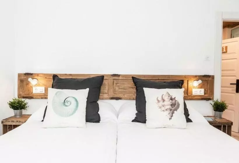 پانسیون The Old Seaman Bed & Breakfast