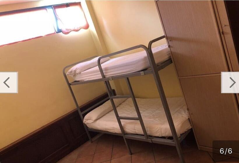 Playa De Berria Albergue Tursitico Hostel