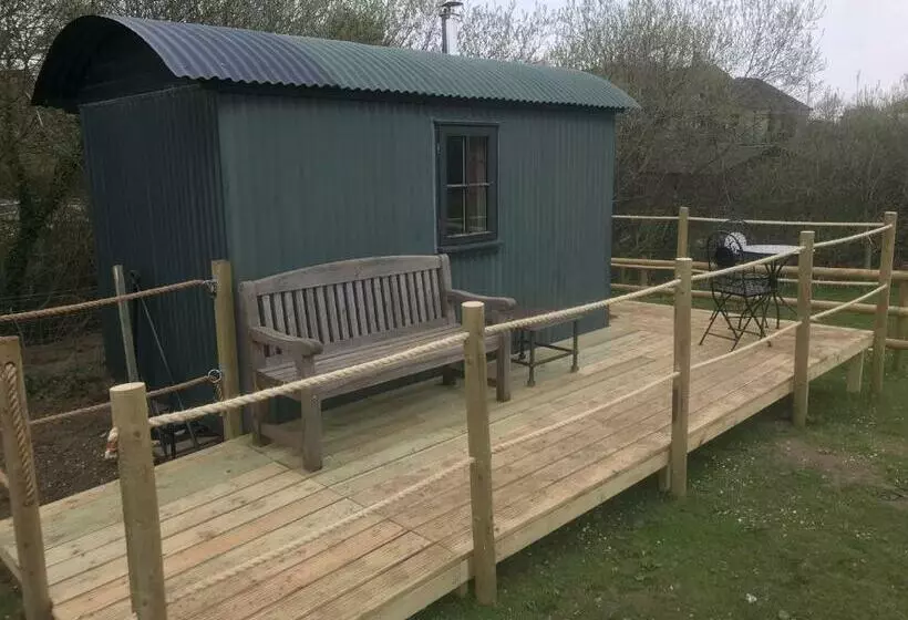 Hotelli The Hut