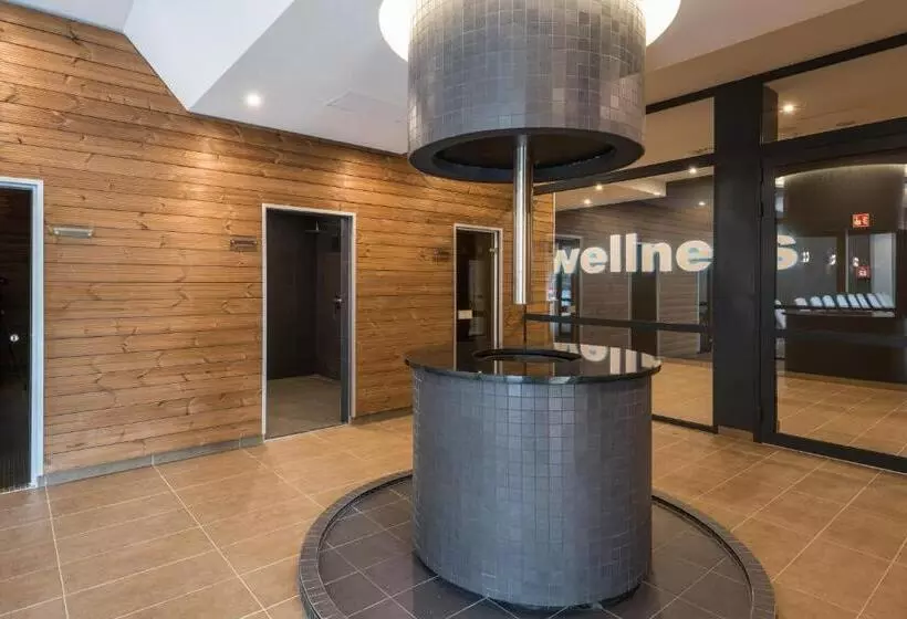 Hotelli Várda Sport