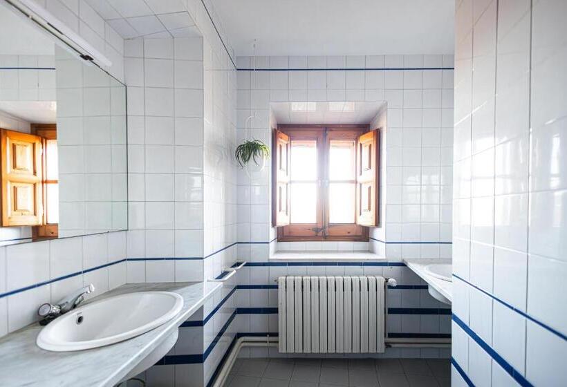 Общежитие Santuario De Bellmunt