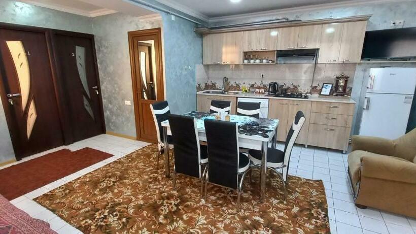 پانسیون Dream House & Hostel