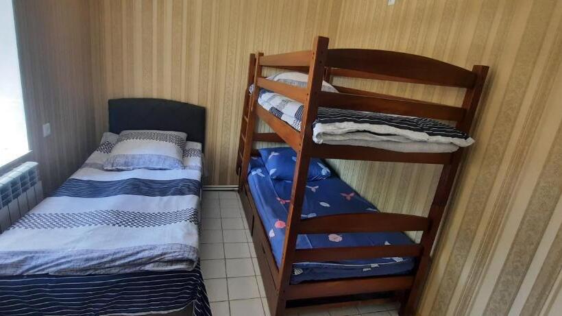 پانسیون Dream House & Hostel