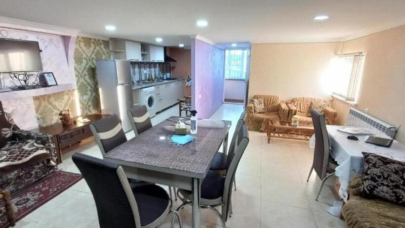 پانسیون Dream House & Hostel