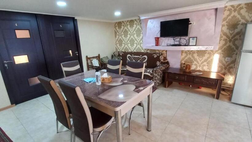 پانسیون Dream House & Hostel