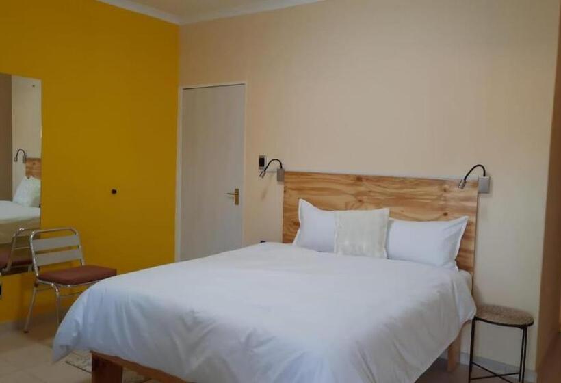 Пансион Steps Accommodation