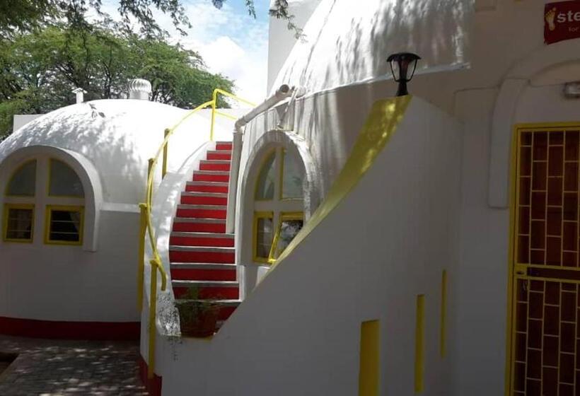 Пансион Steps Accommodation