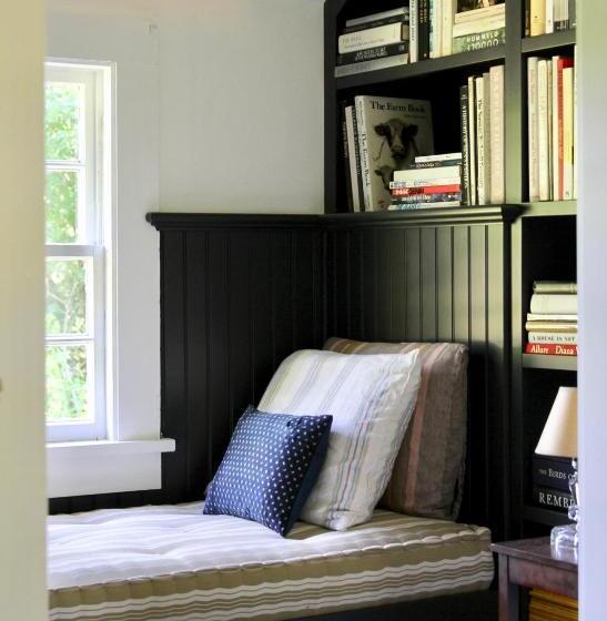 Общежитие The Inn At Kenmore Hall