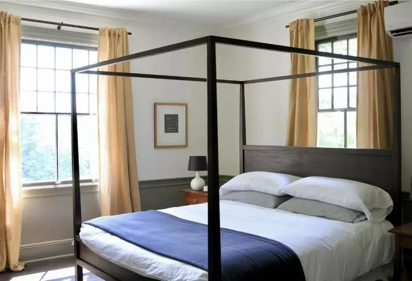 هاستل The Inn At Kenmore Hall