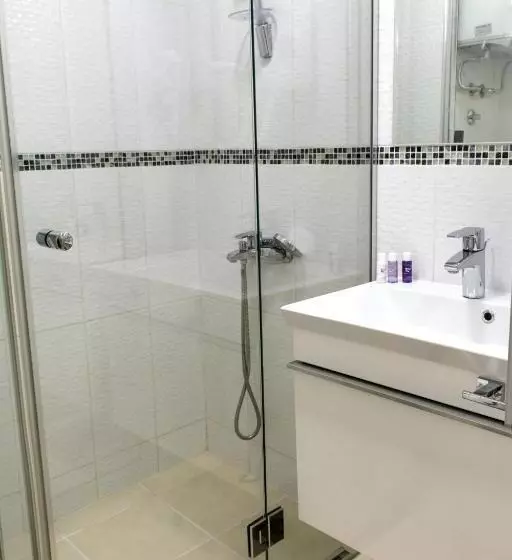 تختخواب و صبحانه Zam Residence