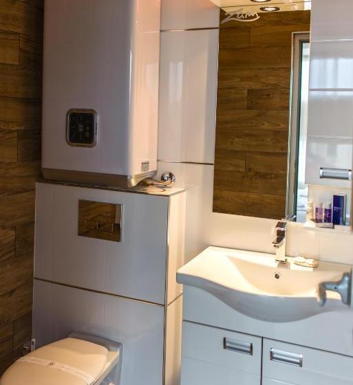 تختخواب و صبحانه Zam Residence