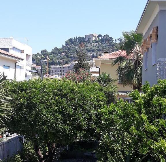 בית מלון כפרי Villa Miki