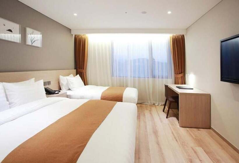 בית מלון כפרי Gangneung City