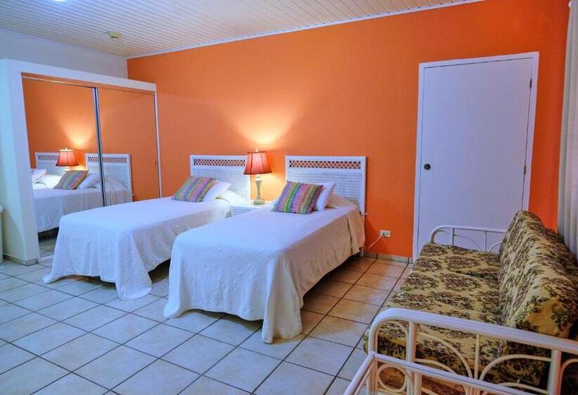 هتل Aruba Quality Apartments & Suites
