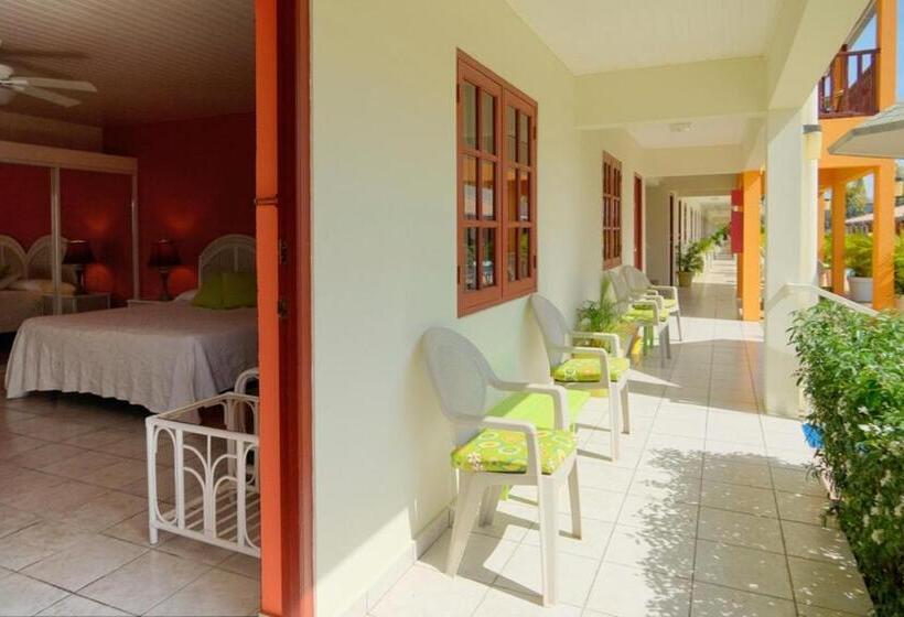 هتل Aruba Quality Apartments & Suites