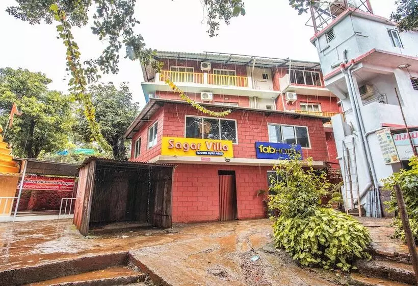 ホテル Fabexpress Sagar Villa