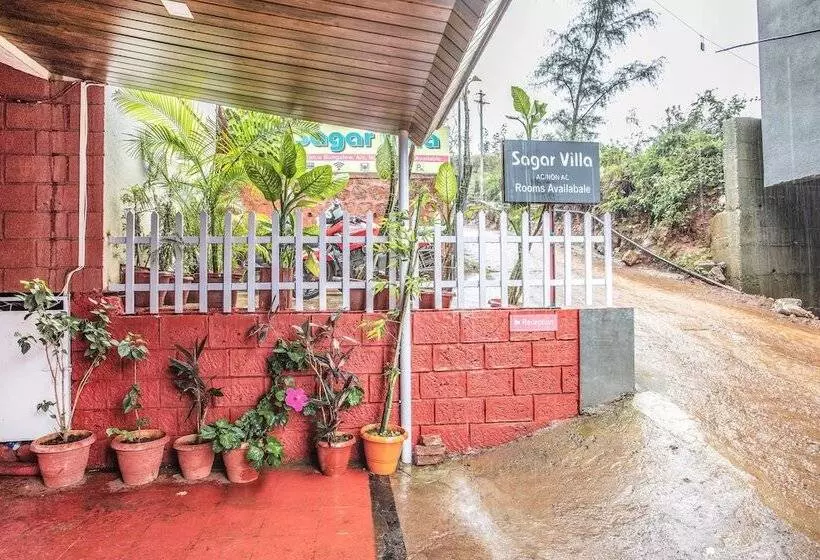 ホテル Fabexpress Sagar Villa