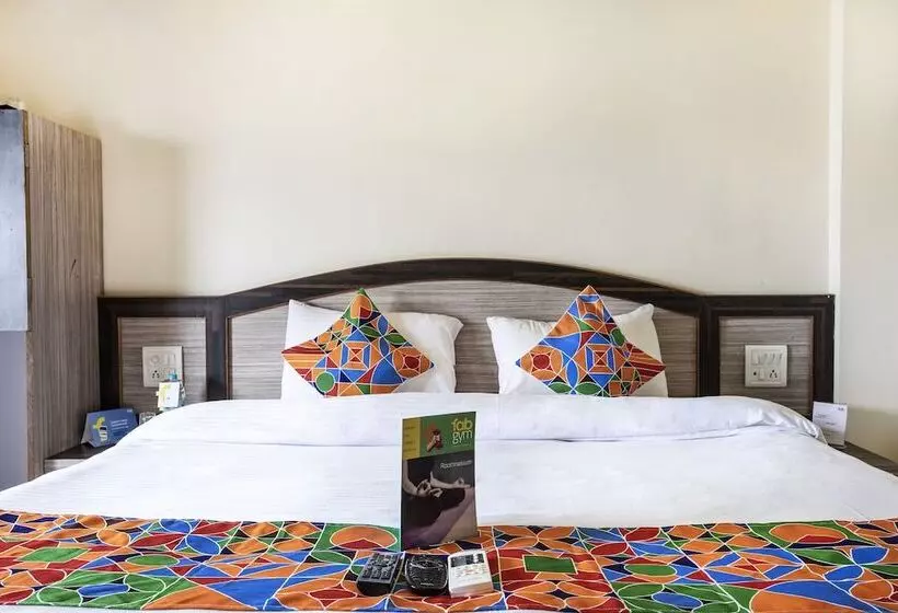 ホテル Fabexpress Sagar Villa