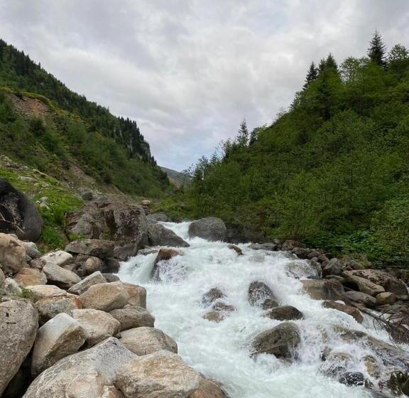 فندق Serinyer Dagevi