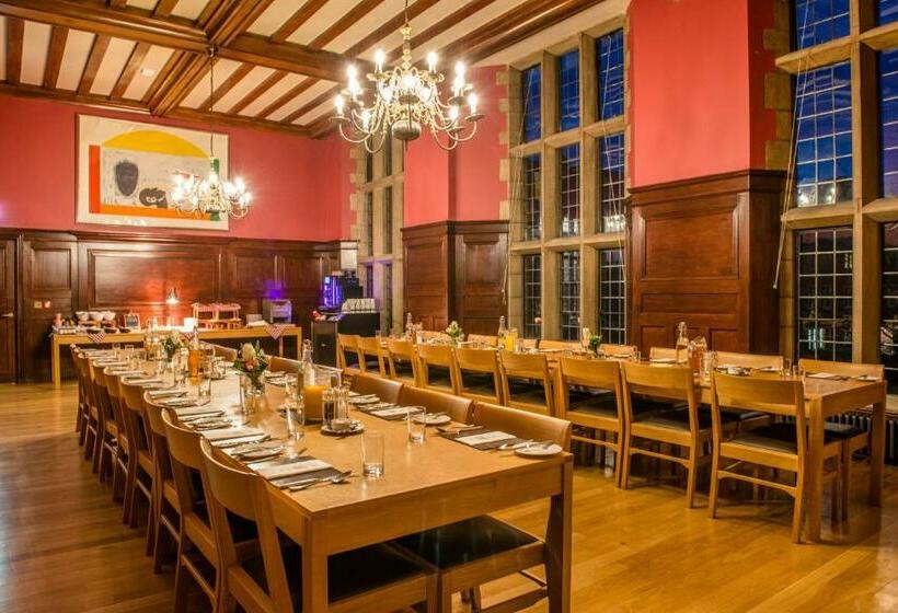 هتل West Court  Jesus College