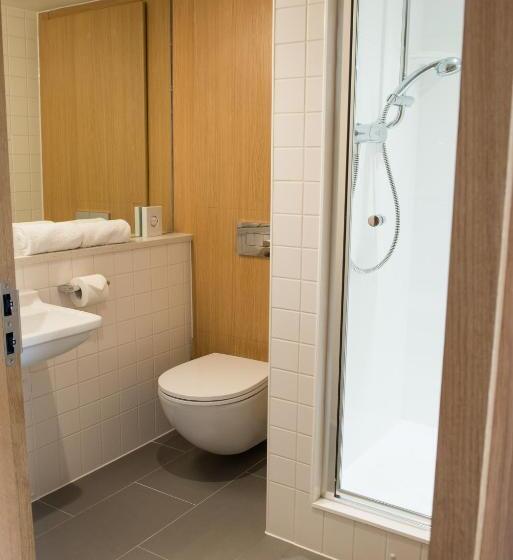 هتل West Court  Jesus College