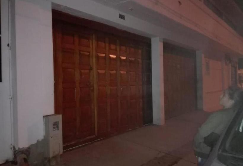 膳宿费 Family Haclams