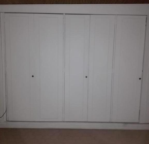 膳宿费 Family Haclams