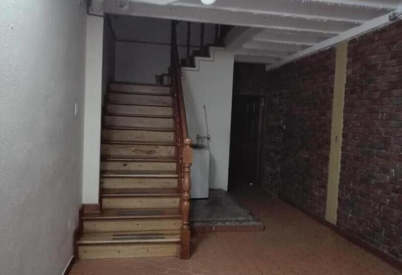 膳宿费 Family Haclams