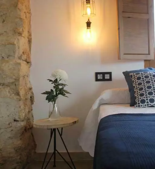 تختخواب و صبحانه La Maroma Rooms & Views