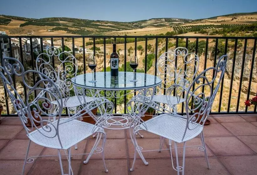تختخواب و صبحانه La Maroma Rooms & Views