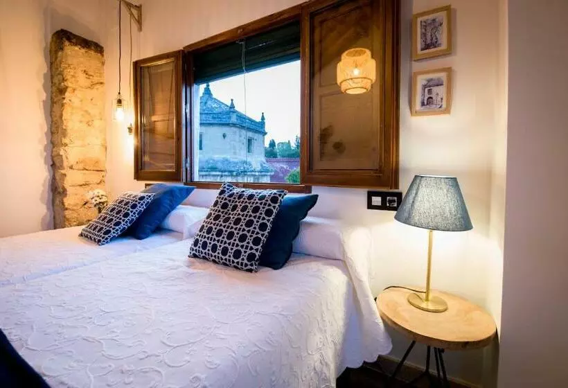 تختخواب و صبحانه La Maroma Rooms & Views