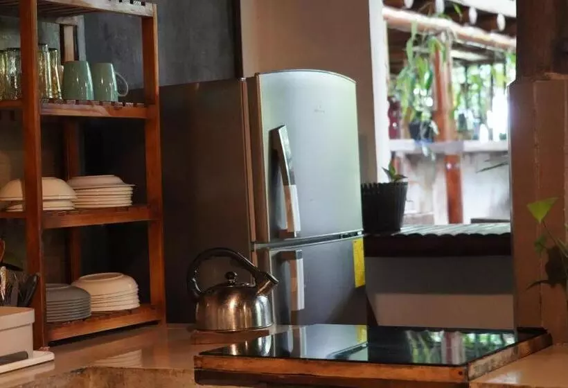 ペンション Cinnamon House