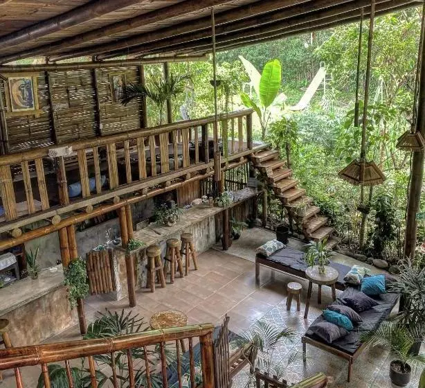 ペンション Cinnamon House