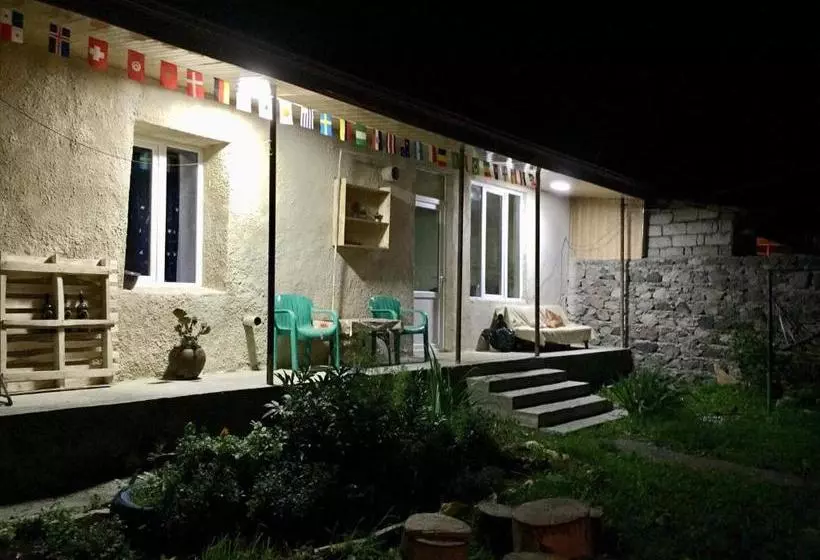 پانسیون Sunny Guesthouse