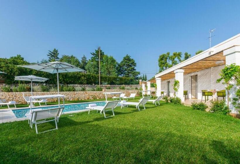 تختخواب و صبحانه Casale Ramunno