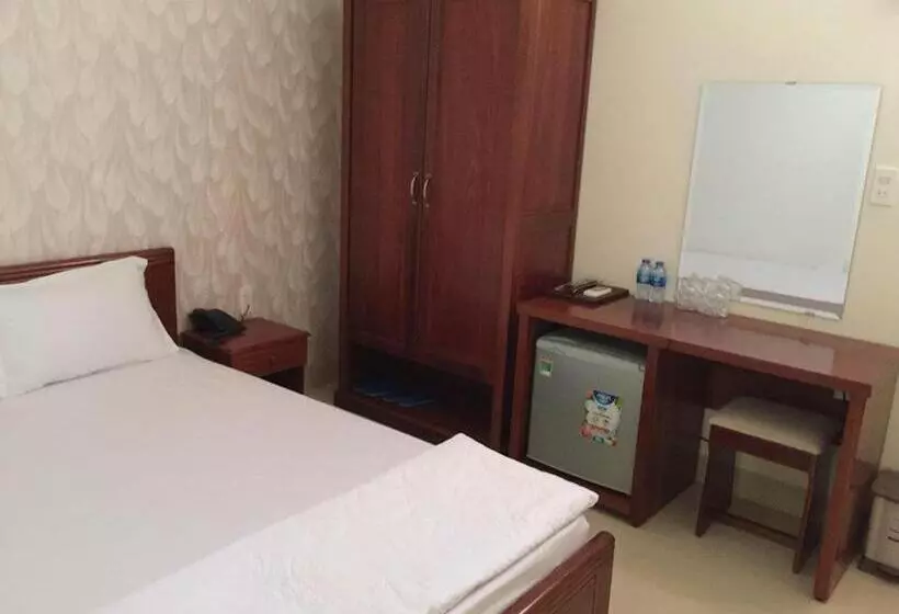 هتل Khách Sạn Trâm Anh