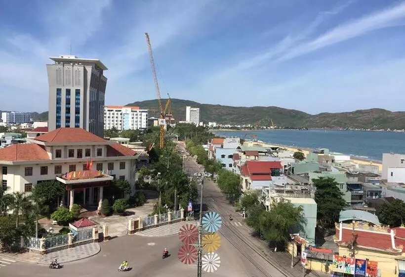 هتل Khách Sạn Trâm Anh