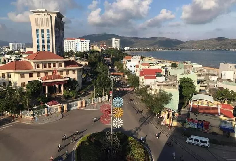 هتل Khách Sạn Trâm Anh