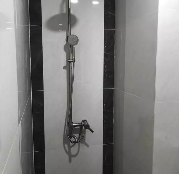 هتل Khách Sạn Trâm Anh