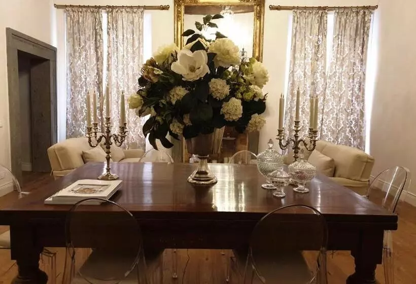 Hotelli Residenza Palazzo Fortuna   Boutique