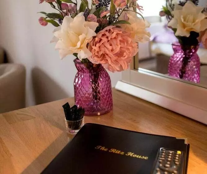 Hotelli The Ritz House