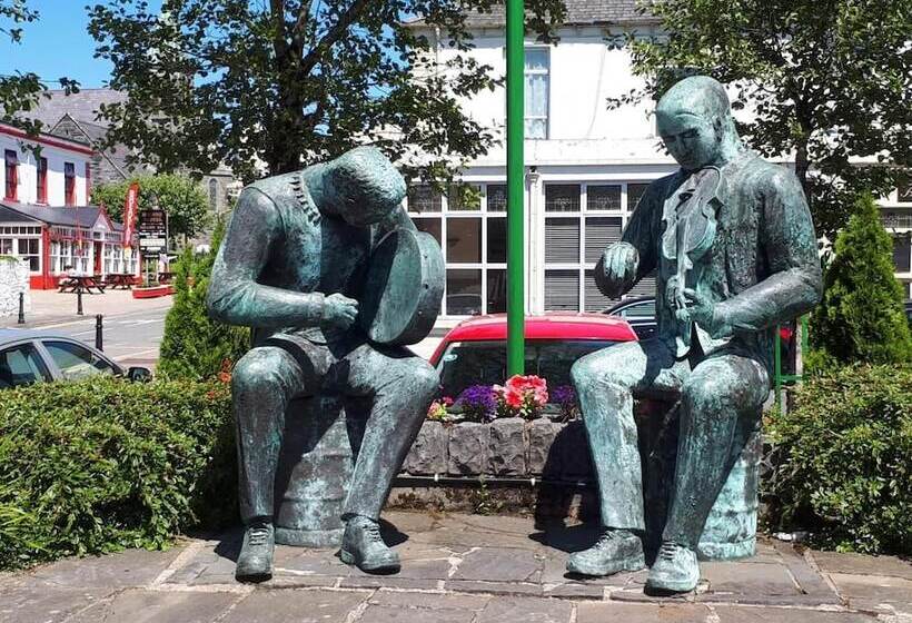 Отель The Ritz House