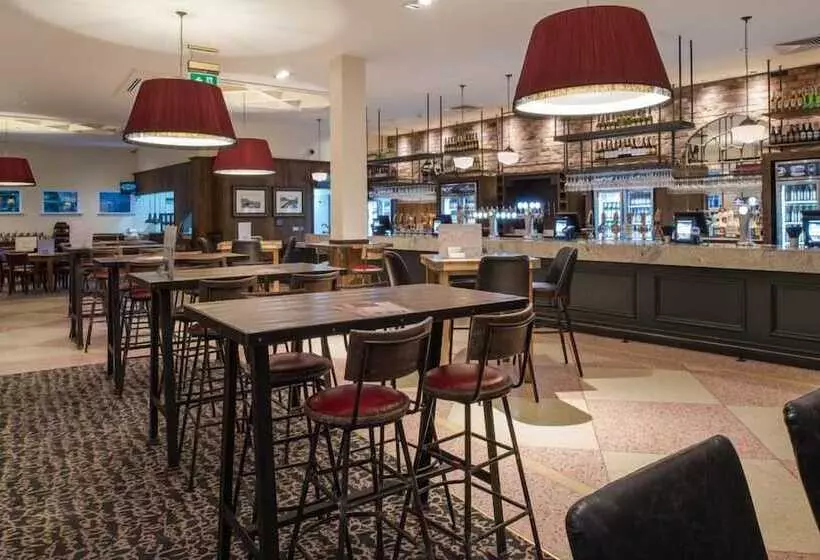 The Old Borough Hotel   Wetherspoon