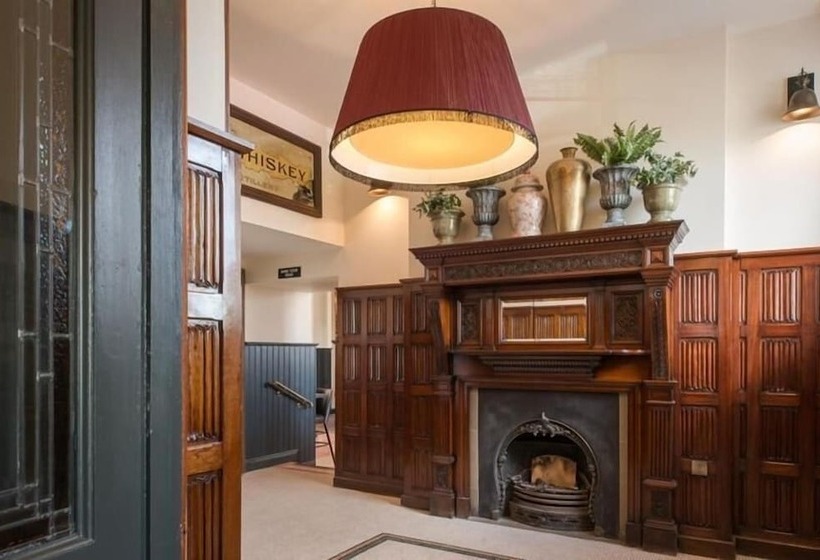 The Old Borough Hotel   Wetherspoon