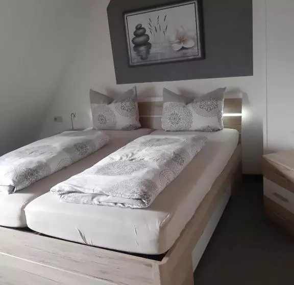 Retkeilymaja Gästehaus Dietrich