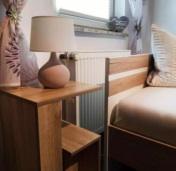 Retkeilymaja Gästehaus Dietrich