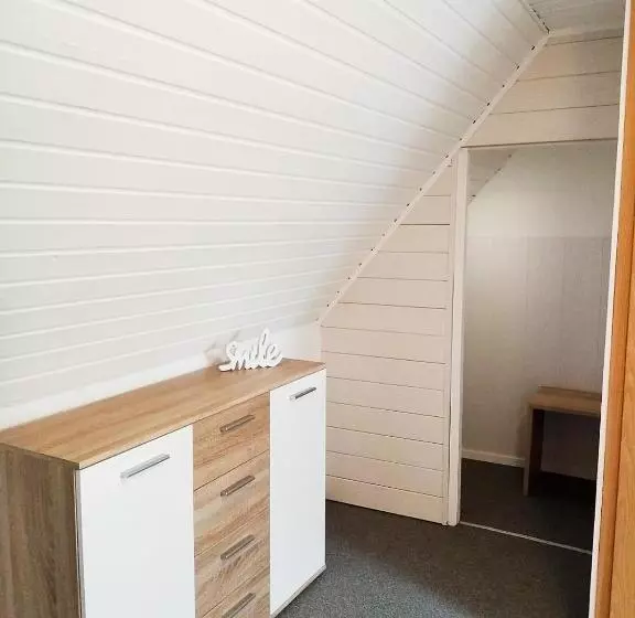 Retkeilymaja Gästehaus Dietrich