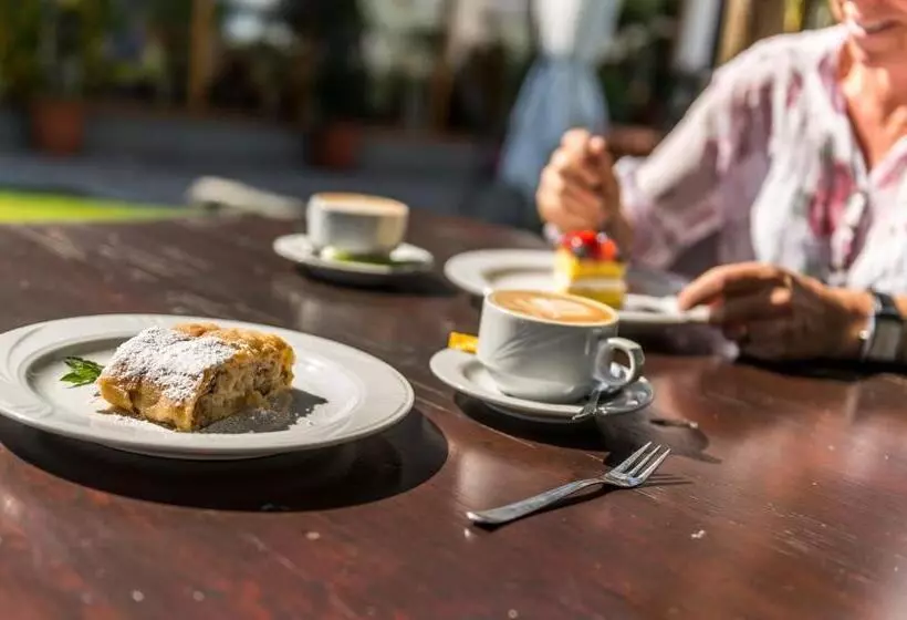 ホテル Birkenbrunn