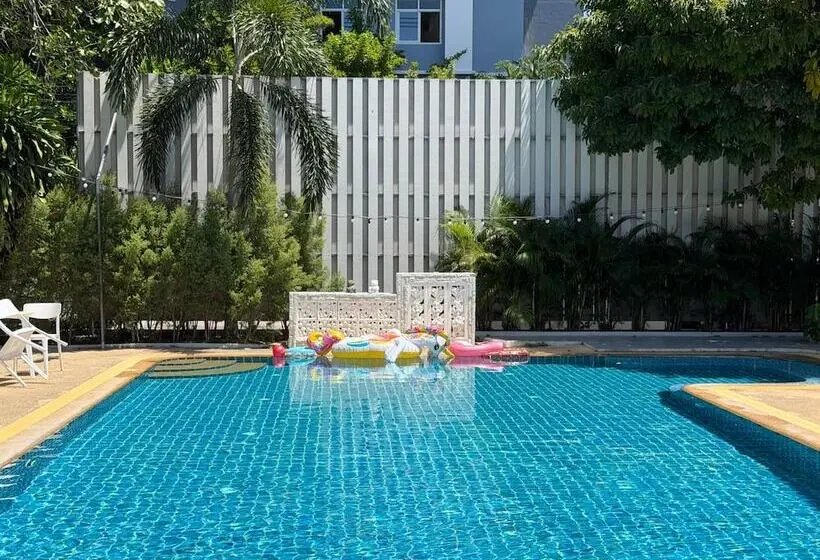 Hotelli Amaya Bloom Resort & Spa