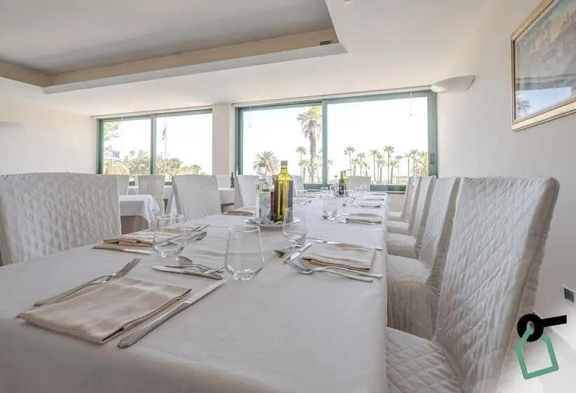 ホテル Hotiday Room Collection   Giulianova
